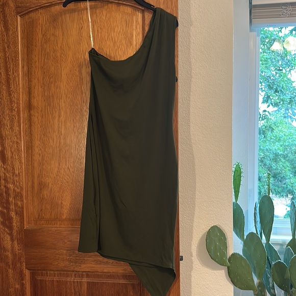 One Shoulder Asymmetrical Mini Dress - Picture 4 of 4